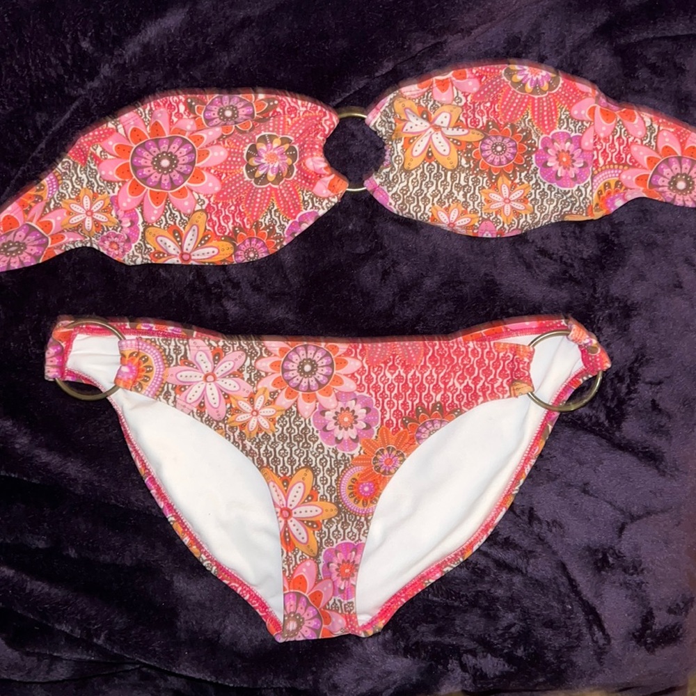 🌞 Mandala Style Lotus Flower Bikini with gold rings Size: Medium